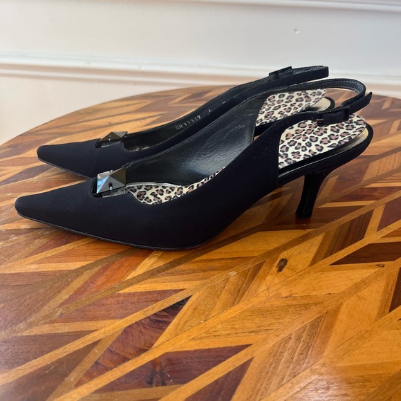 Stuart Weitzman black 6M low heel pointed dress shoe Vintage in GUC see photos - Picture 9 of 9